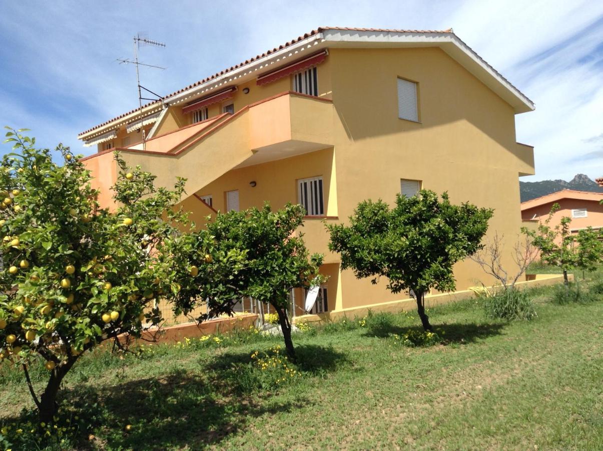 Lemon Apartments Villasimius Zewnętrze zdjęcie